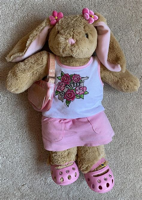 I see how much y’all loved the little rose outfit from the post below, thought it was a good ...