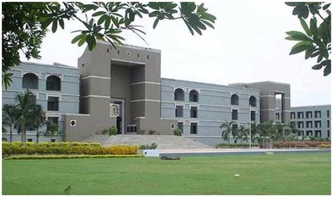 Gujarat HC Pulls up State Govt, Calls Main COVID-19 Facility ‘as Good ...