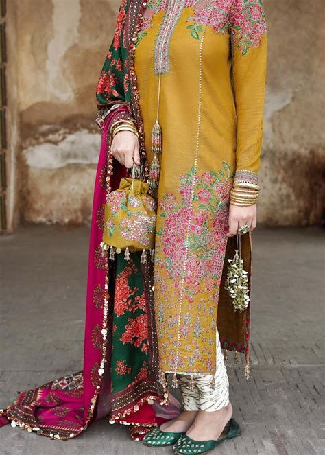 Hussain Rehar Phoolan Devi Winter Khaddar Collection – Hana – YourLibaas