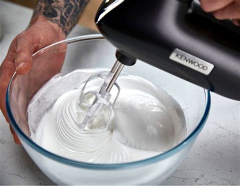 KENWOOD® QuickMix+ Handmixer HMP50.000BK SCHWARZ