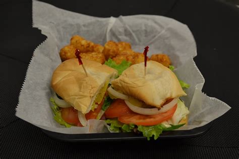 Gallery — — Inn Cahoots Bar and Grill