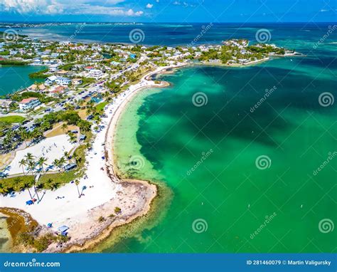 Sombrero Beach with Palm Trees on the Florida Keys, Marathon, Florida ...