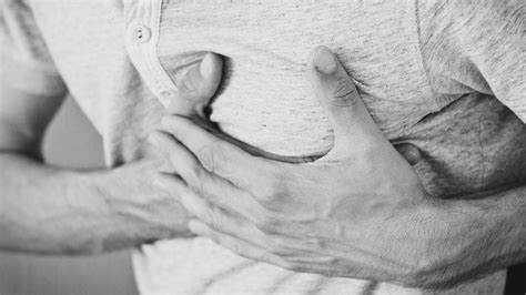 Pill Finder: U 2 White Capsule-shape - Medicine.com