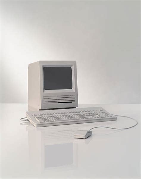 Old Desktop Computer 的图像结果