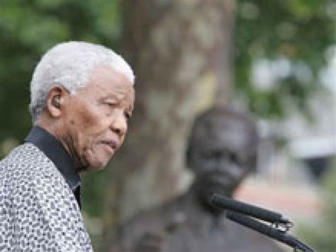 London statue honours Madiba’s contribution – Nelson Mandela Foundation