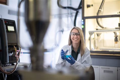 Vakuum- und Plasmabeschichtungsverfahren » MATERIALS