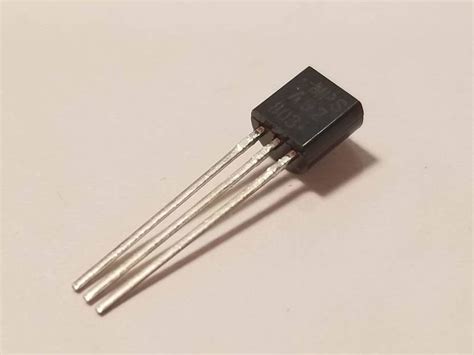 gobagee 2pcs MPSA92 in-line triode TRANSISTOR, PNP 300V 0.5A TO-92 type ...