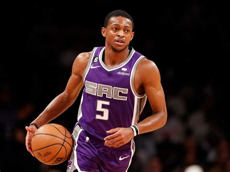 De'Aaron Fox injury update: Kings star says he'll play Game 5 against ...