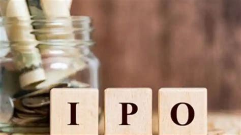 LIC IPO: Centre appoints 10 merchant bankers for managing LIC’s mega ...