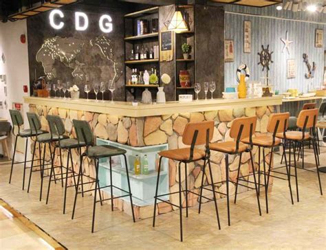 Restaurant Tables and Chairs 的图像结果