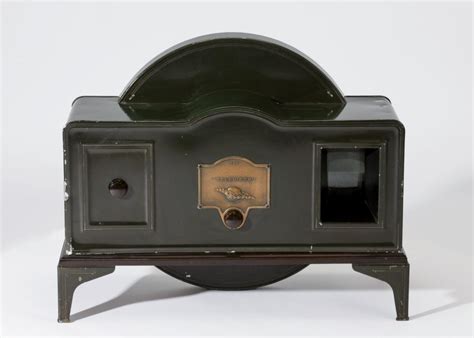 First TV Set 的图像结果