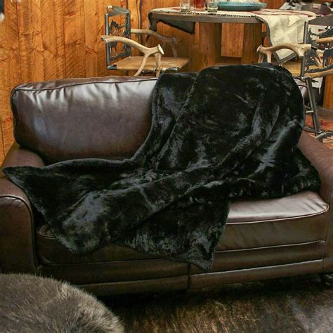 Real Fur Blankets – True North Furs