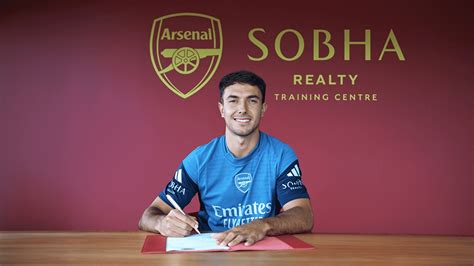 Martin Zubimendi signs for Arsenal | News | Arsenal.com