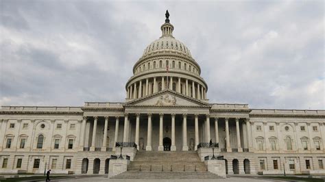 'I can't afford an apartment': Congressmen sleeping in offices cry ...