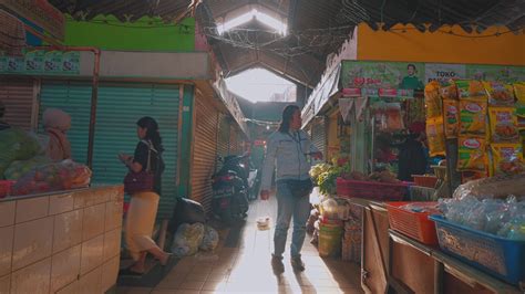 Local Market Examples 的图像结果