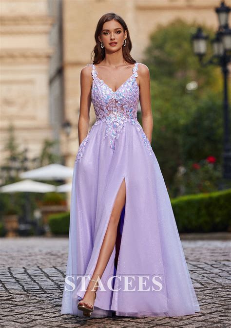 A-line Princess Tulle Prom Dress V Neck Floor-Length with Appliqued ...