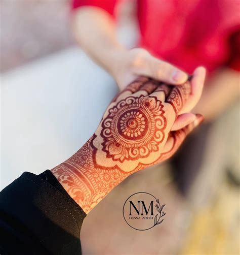 50+ Simple & Easy Round Mehndi Designs