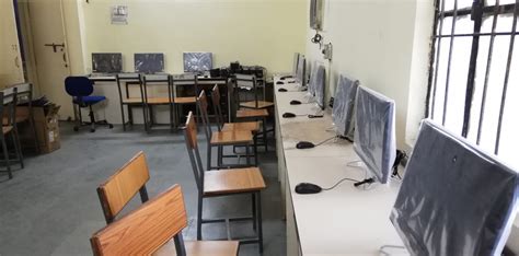 Computer Lab :: Shri Atal Bihari Vajpayee Gov. Arts & Commerce College ...