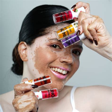 It's Giving Honey | Juicy Lip Oil | Hydrating + Pigmented – Blur India