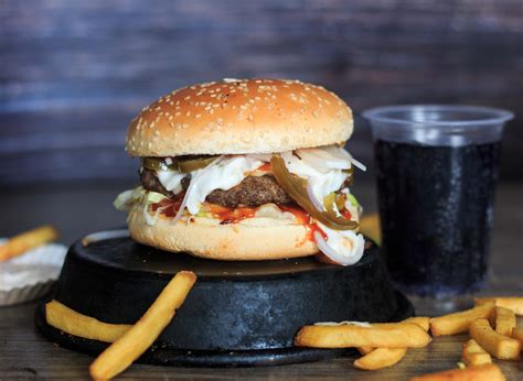 Yummy Burger Bar @ Ted Shin Food Court menu and delivery in Serian ...