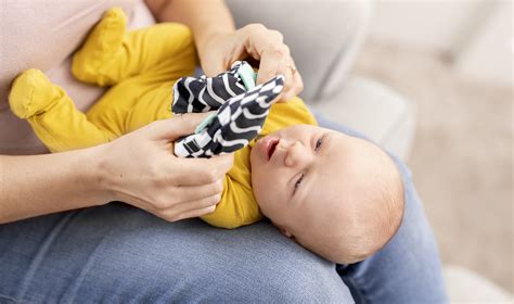 11 week new arrivals old baby