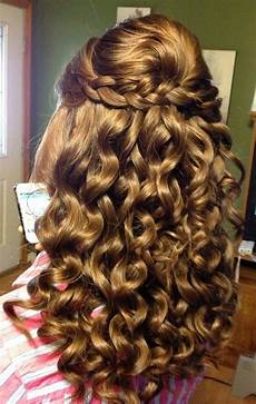 Curly Hairstyles For Homecoming by 23 Prom Hairstyles Ideas For Hair Hair Curly Curly Hairstyles For Homecoming