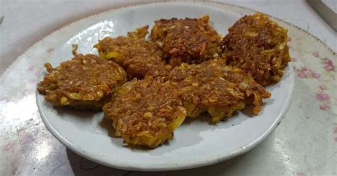 Anamika Chakraborty দ্বারা চিংড়ি পকোড়া (Chingri Pakoda Recipe In ...