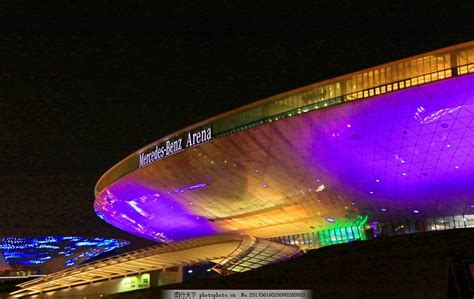 梅赛德斯奔驰文化中心夜景图片_建筑设计_环境设计_图行天下图库