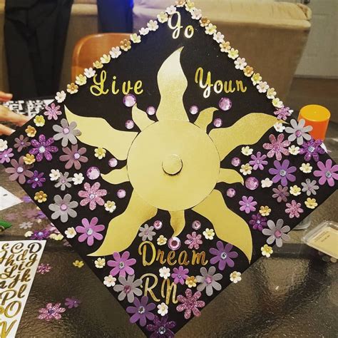 Disney graduation cap ideas – Artofit