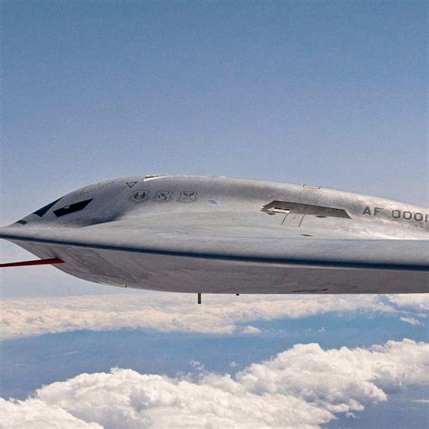 US Air Force Release First B-21 Raider Stealth Bomber Flight Testing ...