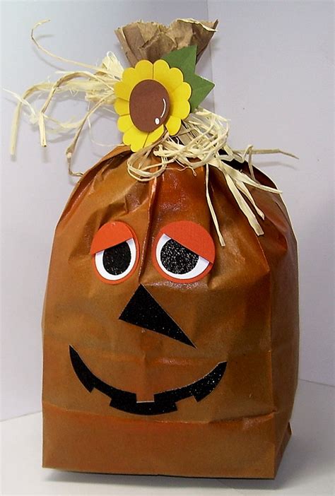 Beth-A-Palooza: Paper Bag Pumpkins