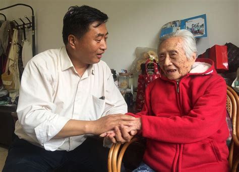 101岁老母亲半世纪的心愿终于实现了-台州频道