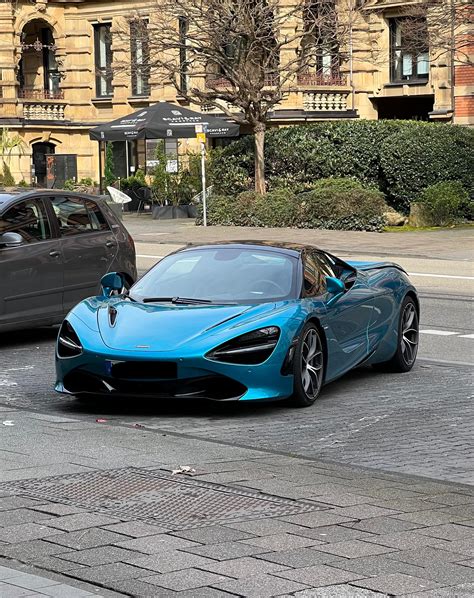 McLaren 720S Spider in Belize Blue Spotted today 👍🏼 : r/mclaren