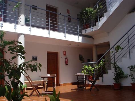 APARTAMENTOS ENTRERIOS (Cazorla) - Apartment Reviews, Photos, Rate ...