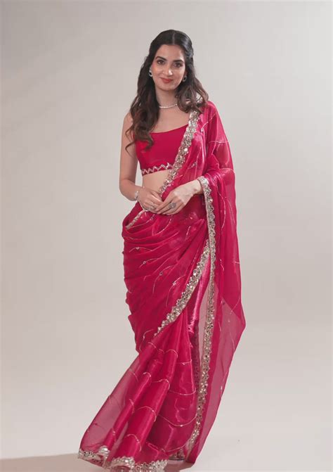 Buy Reception Saree Online At Best Prices – Koskii