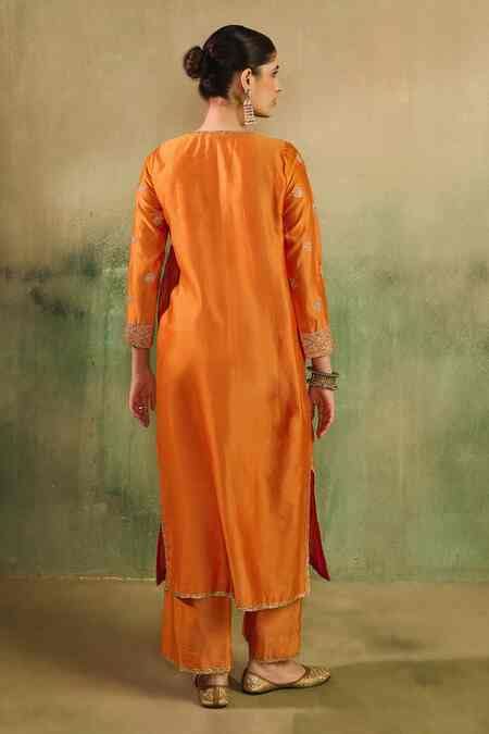 Reeti Arneja | Designer Sarees, Gowns, Lehengas Online