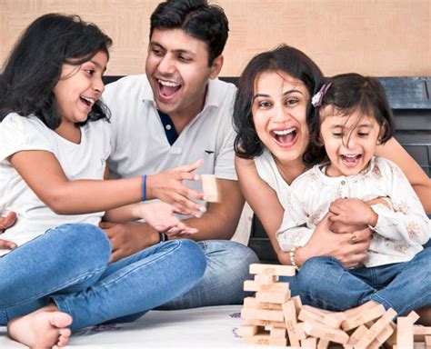 5 Relationship Tips To Follow For Strong Bonding With Family In Hindi ...