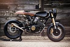 Cafe Racer Bike Nepal by Deeds S Den Motorcycles Builds A Yamaha Xt600 Cafe Racer Bike Nepal