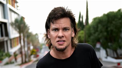 Theo Von's Parents: Everything You Need To Know About Them - Stagbite