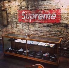 supreme clothing store apothecary chicago the shop to carry supreme in supreme clothing store apothecary chicago the shop to carry supreme in