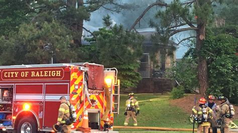Firefighters respond to morning house fire in Raleigh