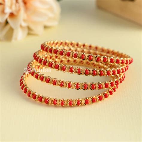 Bangles/ Kadas – Aadai Alangaram