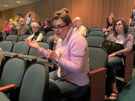 Community hears vision of a new Williamsburg library – Daily Press