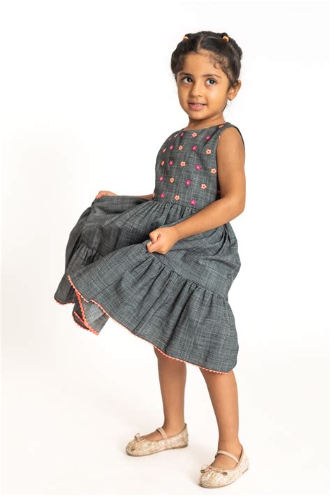 Black Nostalgia Dress – A Little Fable