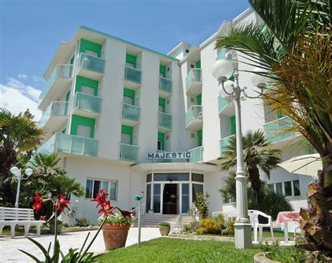 HOTEL MAJESTIC (Senigallia) - Hotel Reviews, Photos, Rate Comparison ...