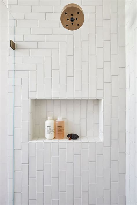30 Different White Subway Tile Shower Designs | Fireclay Tile