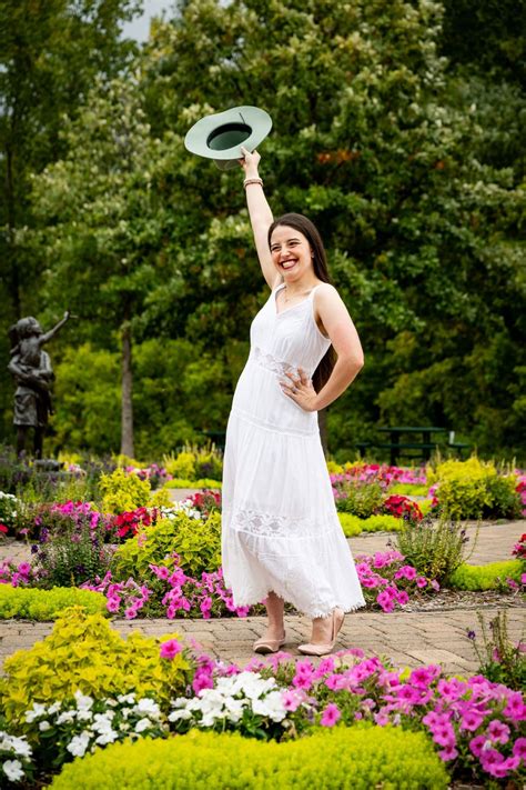 Eagan High School Senior Photos - A Frame Forward