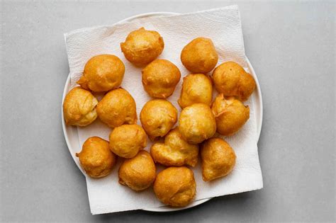 Easy Classic French Beignets Recipe