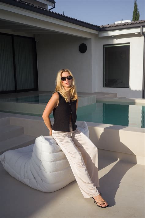 Elastic Waist Mid Rise Satin Pants Blue Stone Pattern | NA-KD