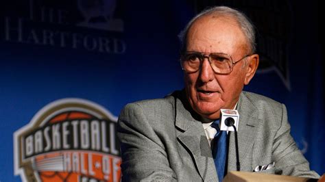 Holy Cross to rename court in honor of Bob Cousy | NBA.com